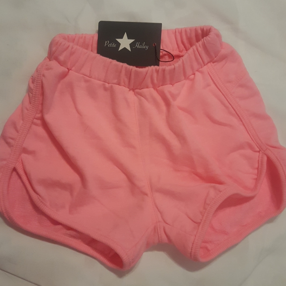 NWT🛍PETITE HAILEY🛍SHORTS